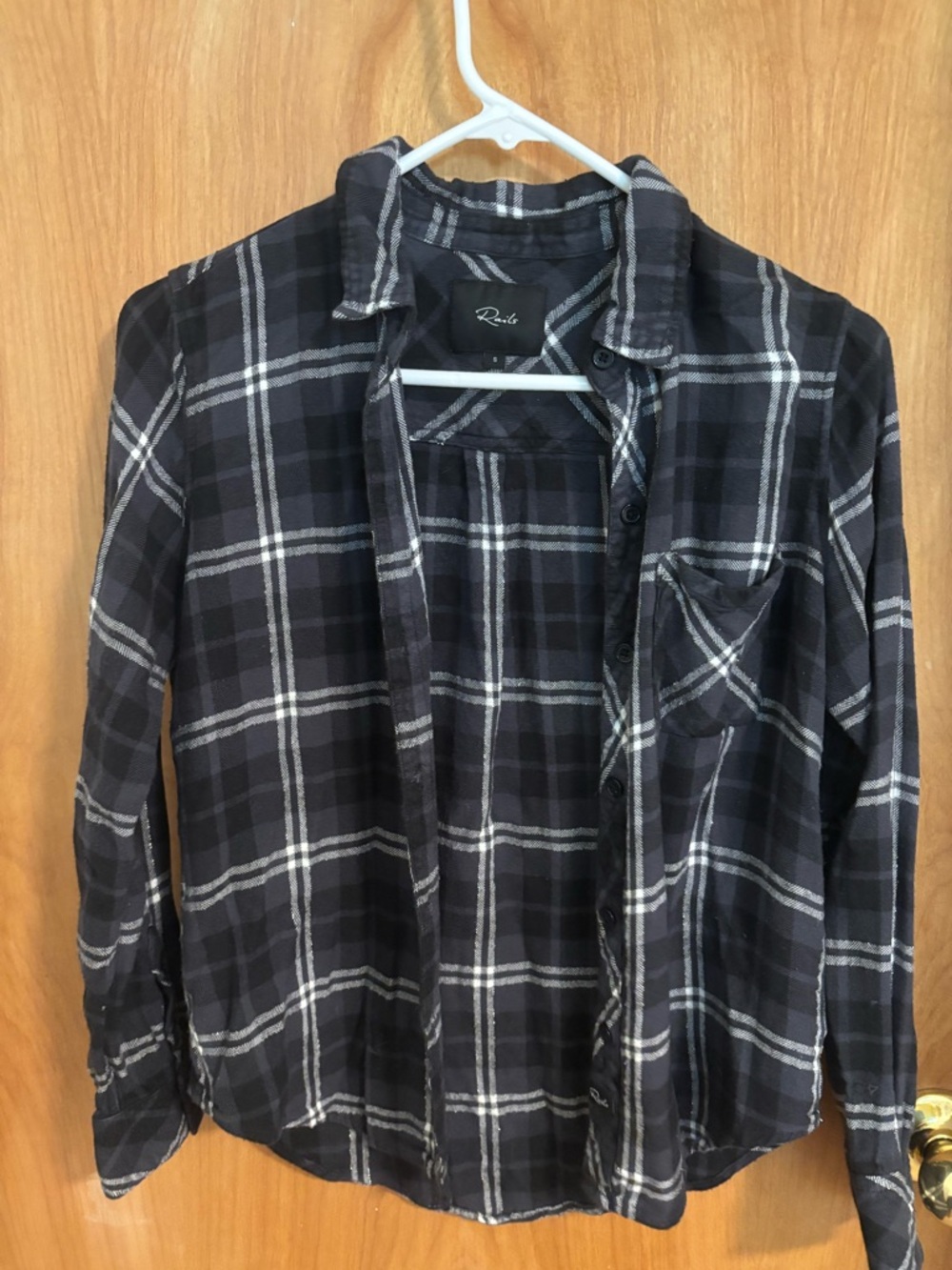 Rails Plaid Button Down Long Sleeve Shirt Size: Small